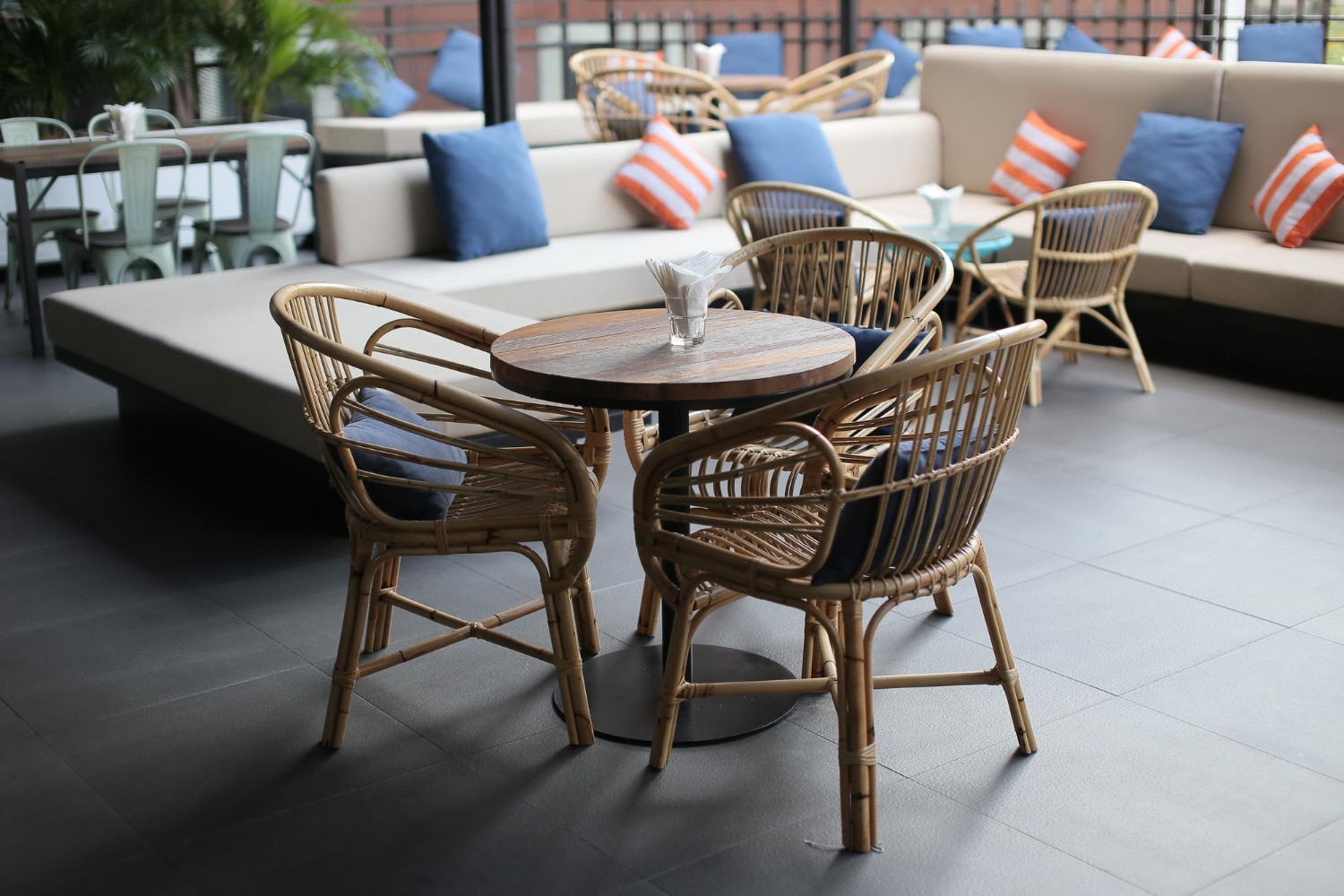 outdoor furniture store