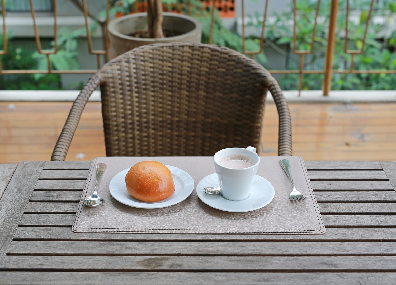 outdoor coffee table