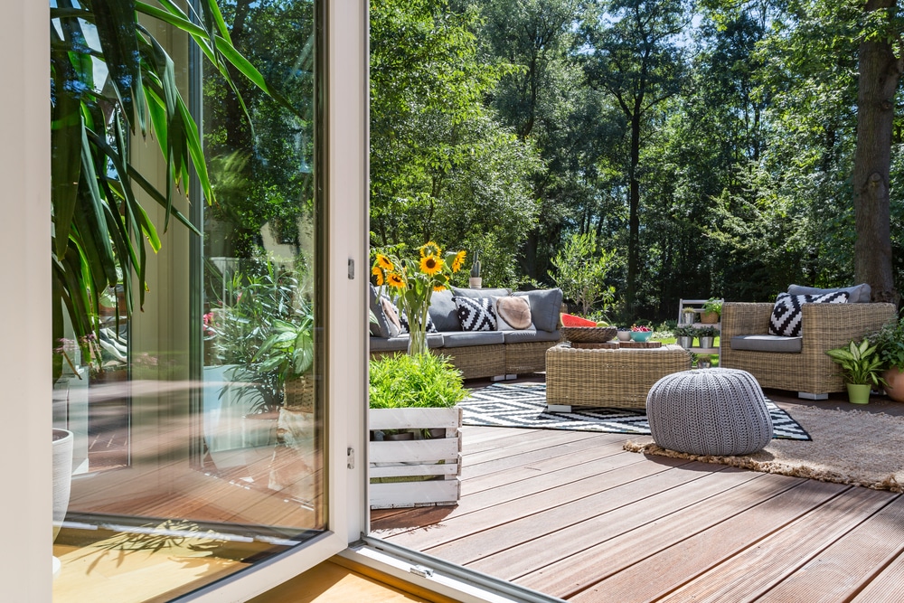 patio furniture layout ideas for Charlotte townhomes outdoor furniture detail
